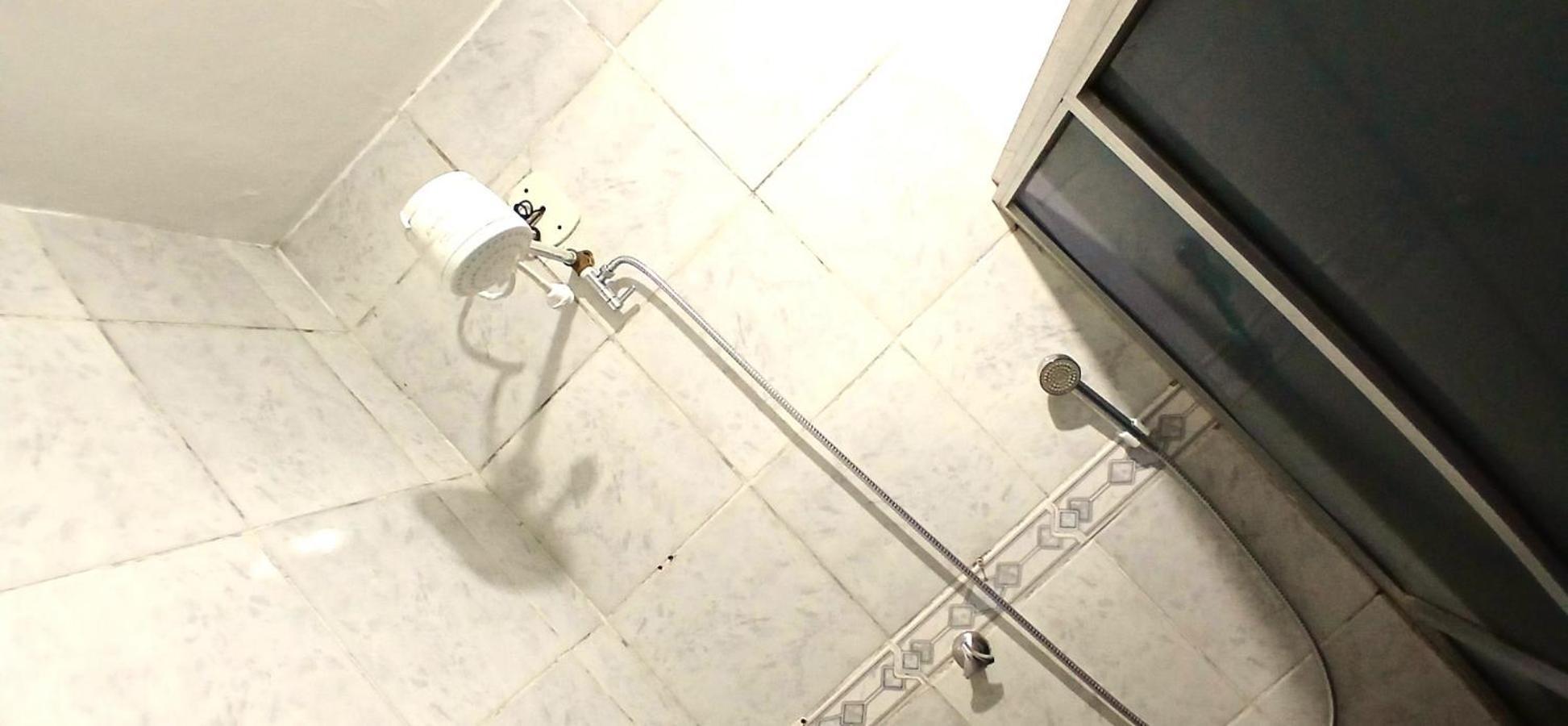 Casa Inteira! Reserva De Longa Duracao Limitada A Um Grupo! Perto Da Estacao Brt 2 Do Metro! Confira A Promocao! Aceitamos 1 Ou 2 Pessoas! Vagas Validas Somente A Partir De 16º De Maio! Somente Para Hospedes De Longa Duracao! Grande Desconto De 21 Ou
