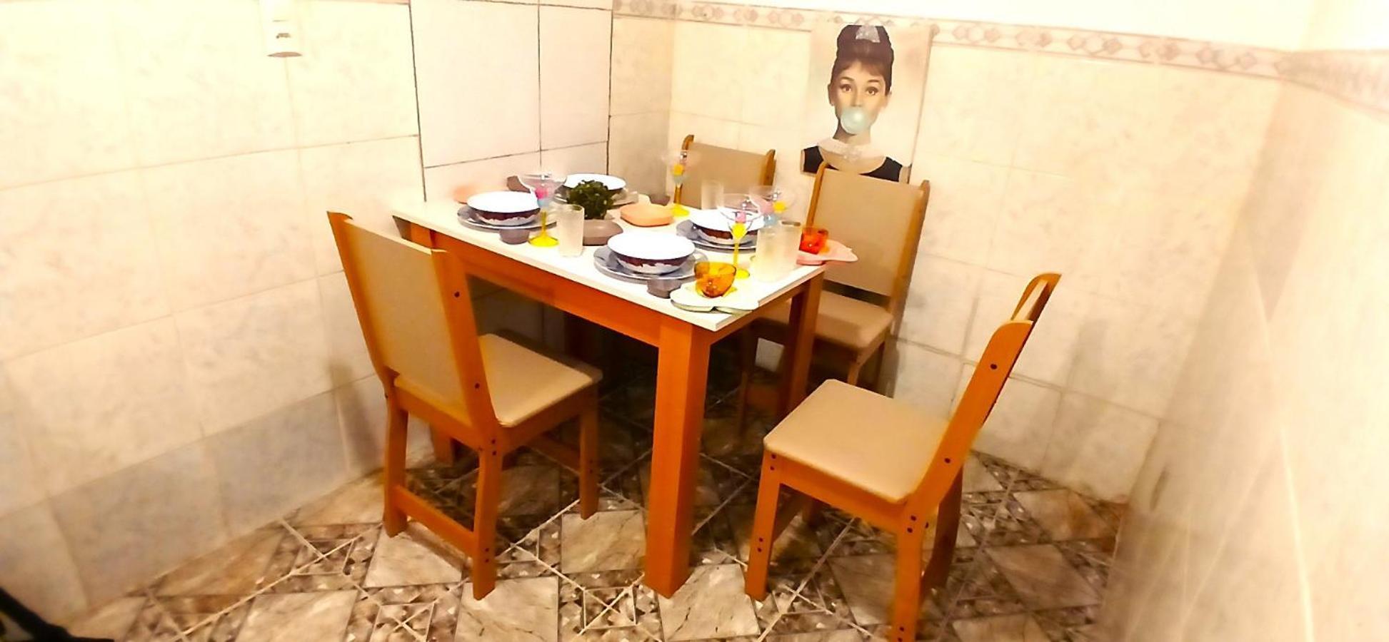 Casa Inteira! Reserva De Longa Duracao Limitada A Um Grupo! Perto Da Estacao Brt 2 Do Metro! Confira A Promocao! Aceitamos 1 Ou 2 Pessoas! Vagas Validas Somente A Partir De 16º De Maio! Somente Para Hospedes De Longa Duracao! Grande Desconto De 21 Ou Casa de férias *