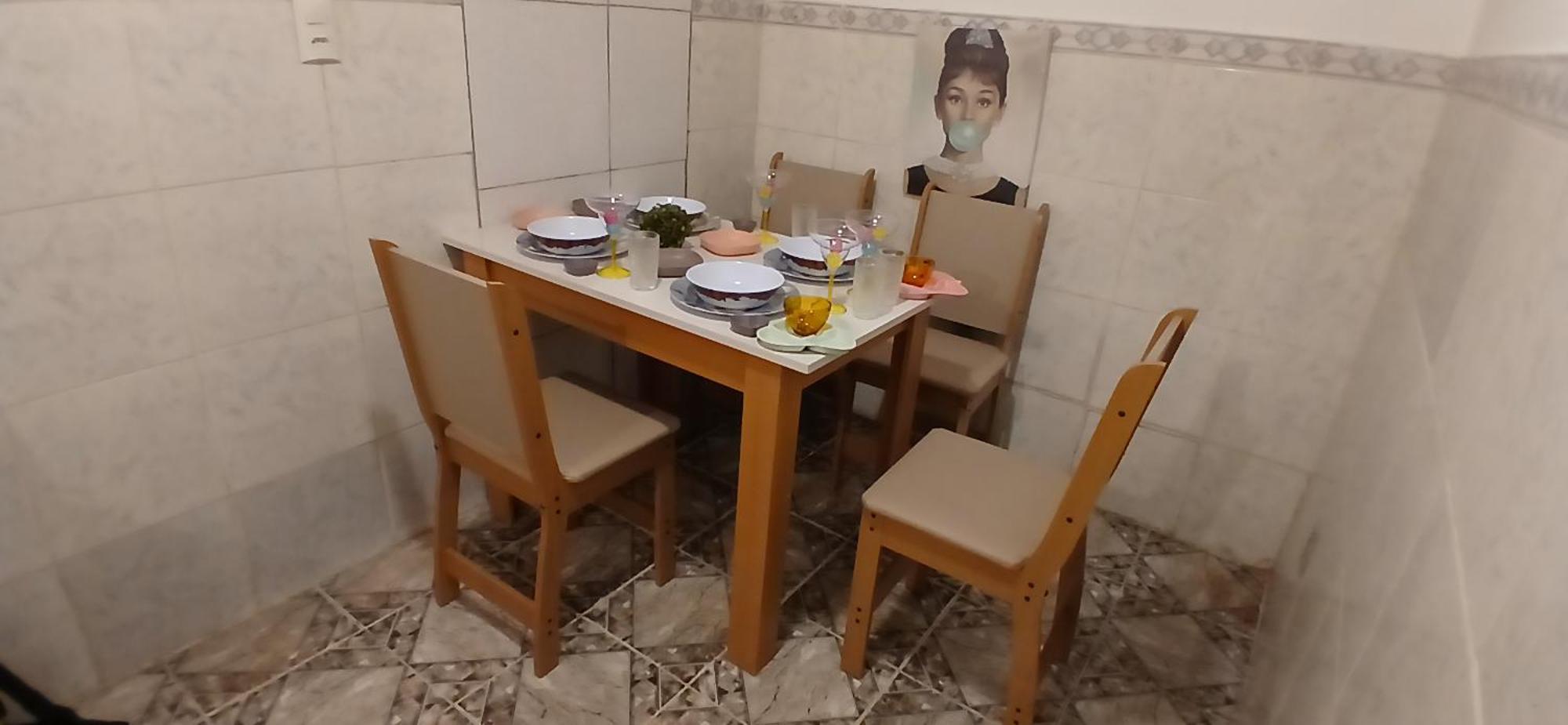 Casa de férias Casa Inteira! Reserva De Longa Duracao Limitada A Um Grupo! Perto Da Estacao Brt 2 Do Metro! Confira A Promocao! Aceitamos 1 Ou 2 Pessoas! Vagas Validas Somente A Partir De 16º De Maio! Somente Para Hospedes De Longa Duracao! Grande Desconto De 21 Ou