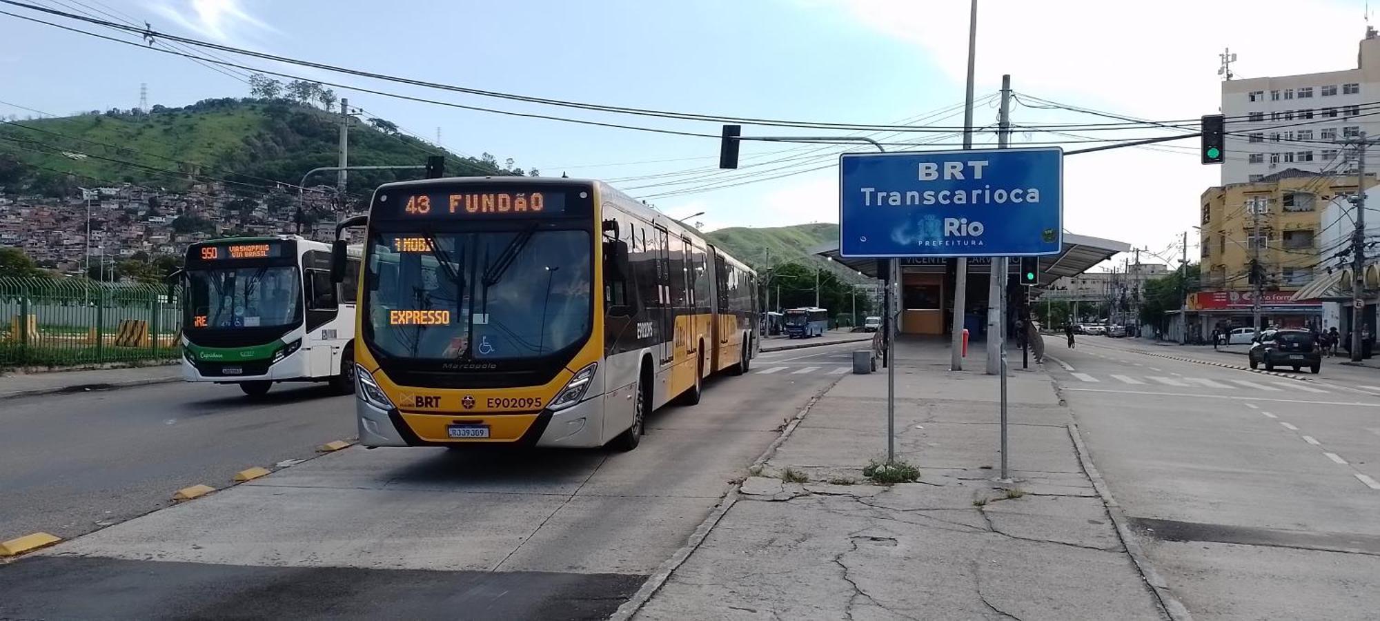 Casa de férias Casa Inteira! Reserva De Longa Duracao Limitada A Um Grupo! Perto Da Estacao Brt 2 Do Metro! Confira A Promocao! Aceitamos 1 Ou 2 Pessoas! Vagas Validas Somente A Partir De 16º De Maio! Somente Para Hospedes De Longa Duracao! Grande Desconto De 21 Ou *