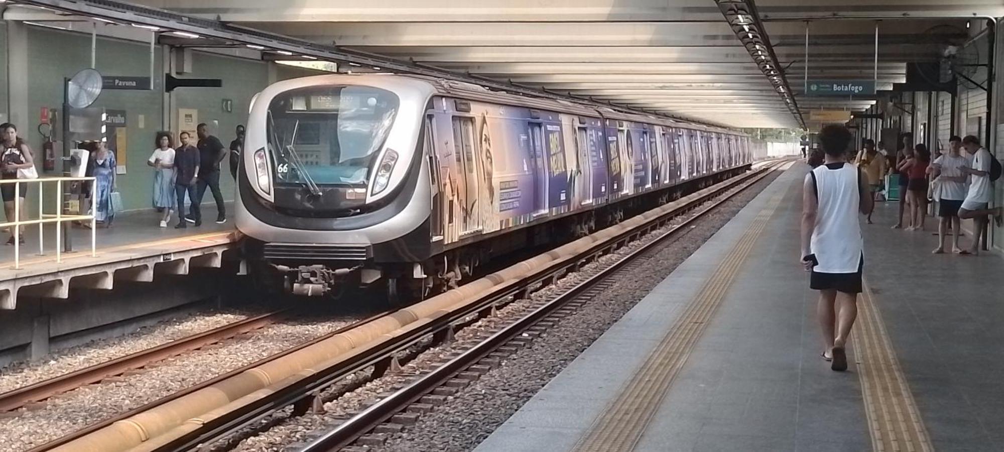 Casa de férias Casa Inteira! Reserva De Longa Duracao Limitada A Um Grupo! Perto Da Estacao Brt 2 Do Metro! Confira A Promocao! Aceitamos 1 Ou 2 Pessoas! Vagas Validas Somente A Partir De 16º De Maio! Somente Para Hospedes De Longa Duracao! Grande Desconto De 21 Ou